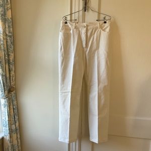 St. John Collection, Size 12, white